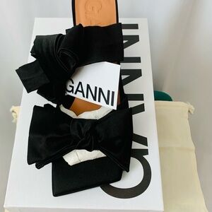 Ganni Black Bow Slide Sandals